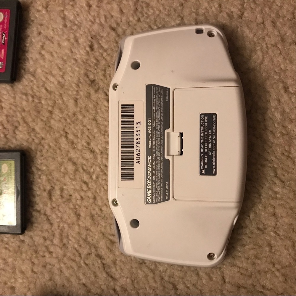 Game Boy Advance White and Games - Picture 4 of 5
